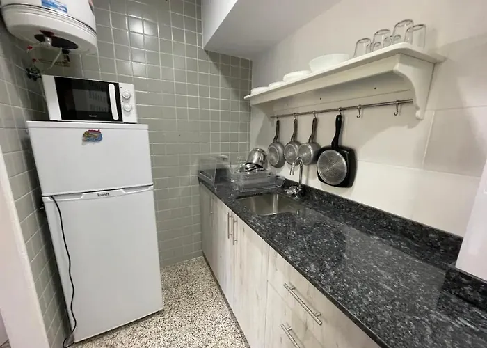 Apartamentos Ismael. Isabel